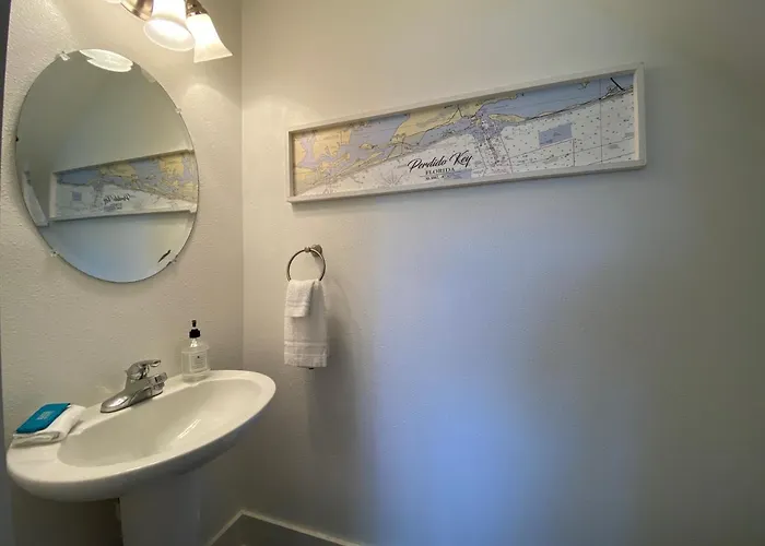 No Problem 6c By Pkrm Apartment Pensacola
